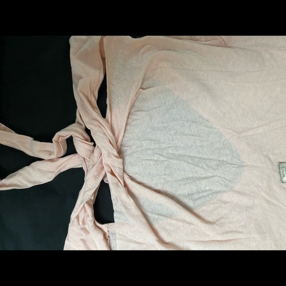 Long sleeve tie up - Picture 3 of 4